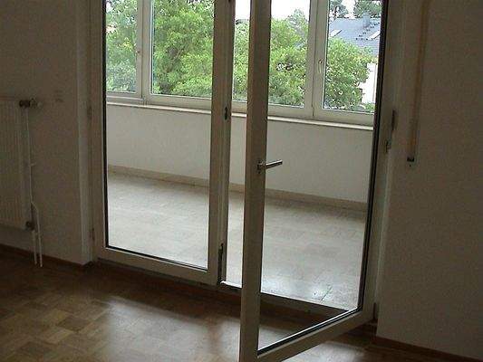 Küche mit Zugang zum Wintergarten  1.OG.