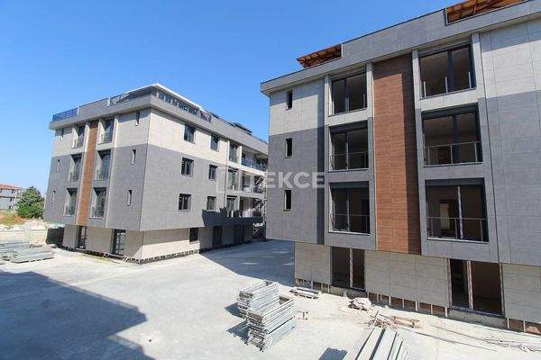 Apartments for Sale in Beylikdüzü Close to the Beach