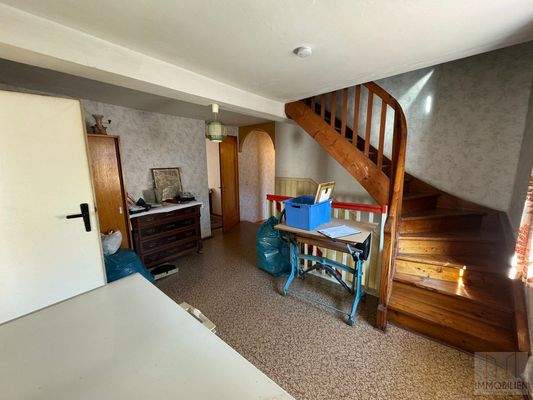 OG – Treppenhaus zum Dachboden