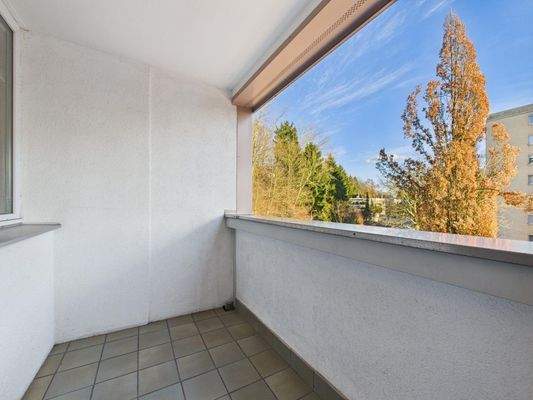 CAM04191G0-PR0070-STILL011