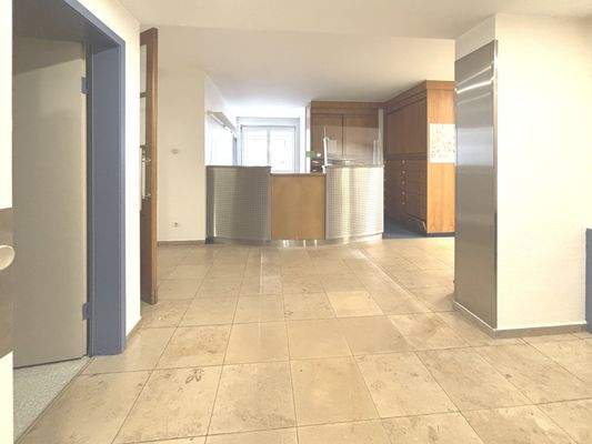 freundlicher Empfangsbereich