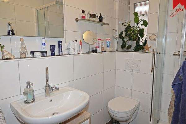 Whg. 1: Badezimmer Bild II