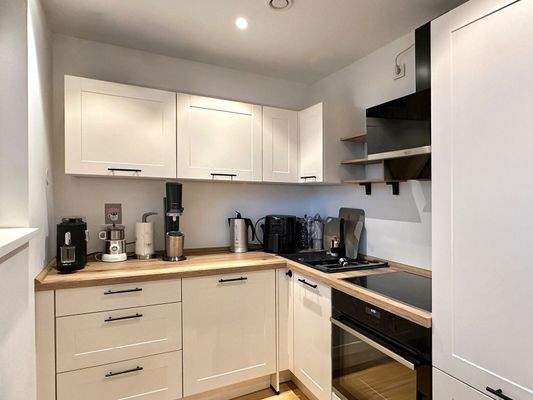 Einbauküche (gegen Ablöse)