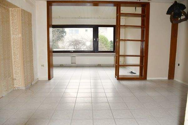 4 heller Wohnbereich.JPG