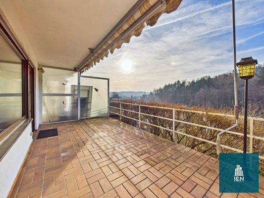 Terrasse Hanggeschoss