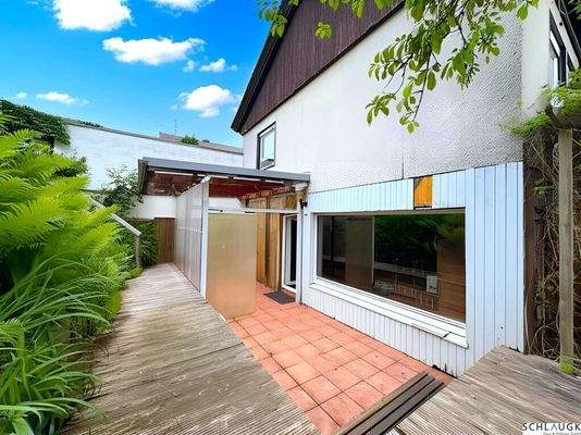 Außenterrasse im UG