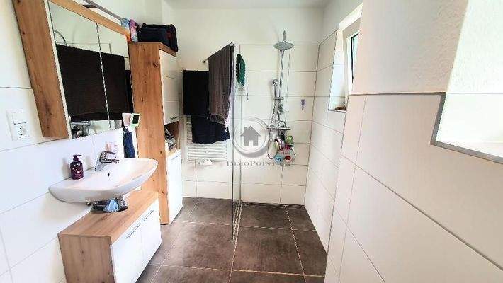 Bad - Bild 2 - möbliert