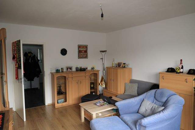 Schöne Wohnung in Wedau, 3,5-Zimmer, Balkon, gute Aufteilung. - Photo 2