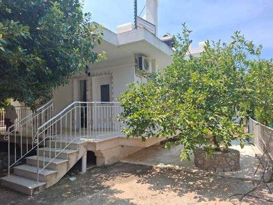 Kreta, Voukolies: Zweistöckiges Haus zu verkaufen