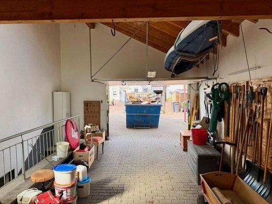 Blick aus der Garage