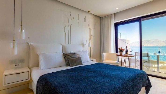 Kreta, Agios Nikolaos: Deluxe 5* Hotel mit Privatstrand zu verkaufen