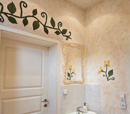 Vollbad im EG - Wandbordüre