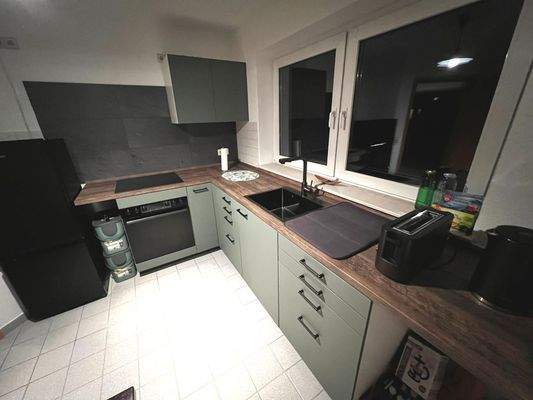 Küche, EBK kann vom Mieter erworben werden