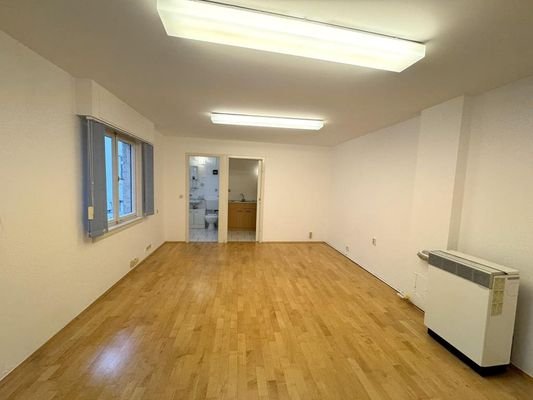 Schönes Einzelbüro 
