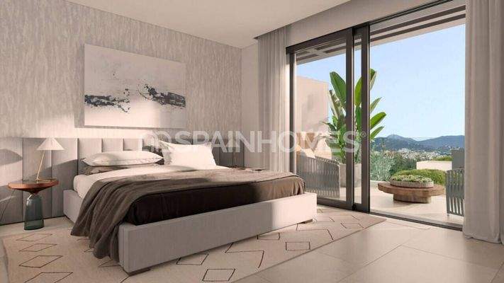 3 Bedroom Sea View Houses in Estepona Next to Golf Courses
