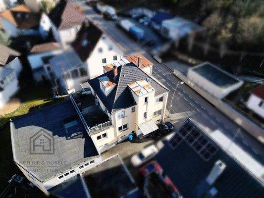 Gebäudeansicht - Drohne