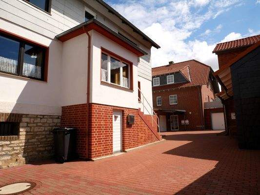 Blick auf beide Häuser