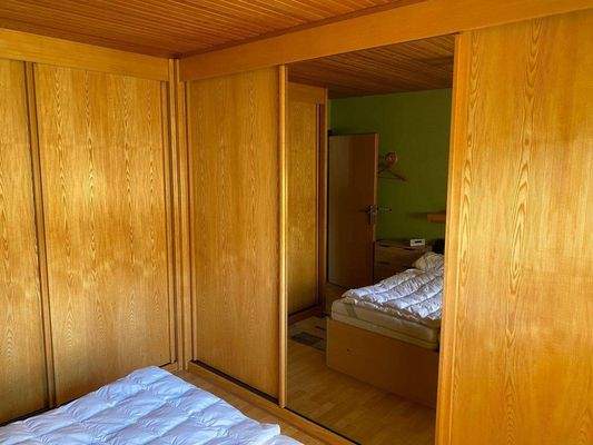 Schlafzimmer Einbauschrank EG