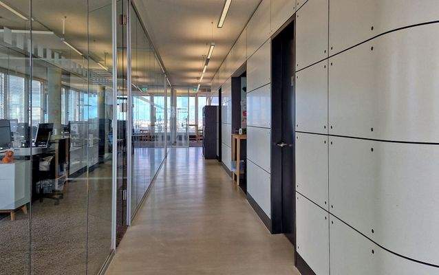 Astraturm St. Pauli Kiez Reeperbahn ausblick Glas 