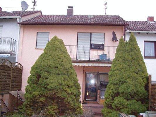 Rückseite Haus vom Garten