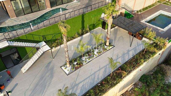New Real Estate in a Rich Featured Complex in Alanya