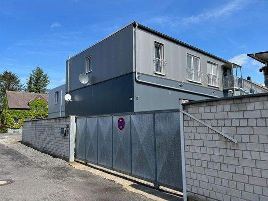 elektr. Rolltor_Seiten-/Rückansicht