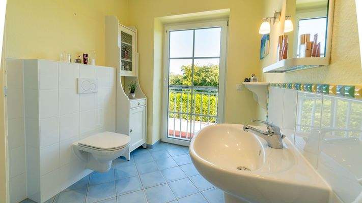 Zweites Badezimmer Dachgeschoss