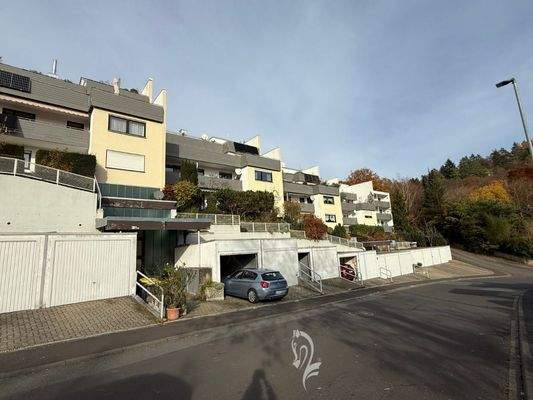 Ansicht Gebäude (Garage links)