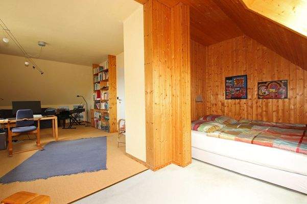 Schlafzimmer/Arbeitszimmer OG