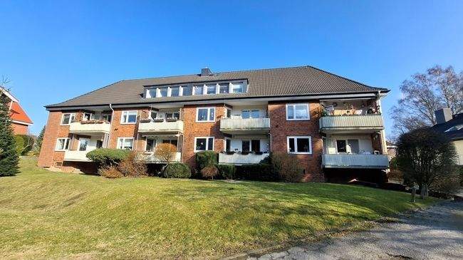 Hausansicht vom hinteren Grundstück