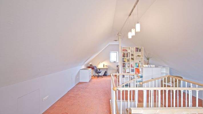 Dachgeschoss Studio mit 30 m²