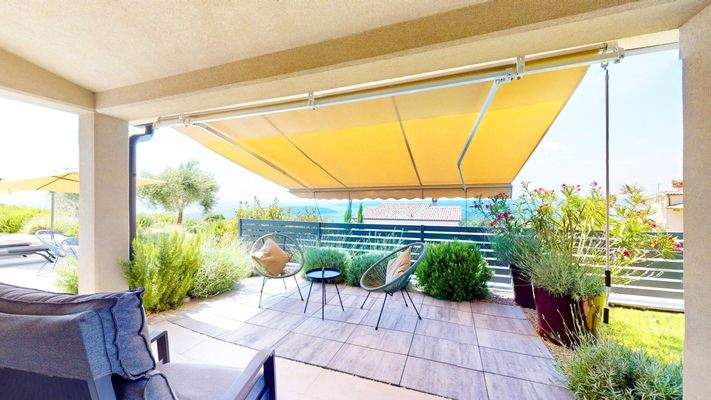 Terrasse - Haus unten