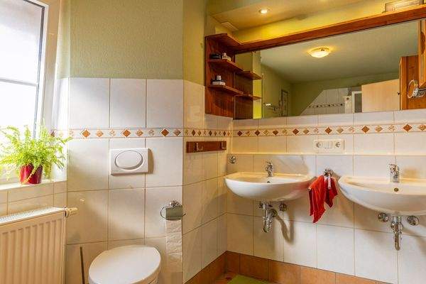 Schöne Aufteilung, Top-Ausstattung inkl. PV-Anlage