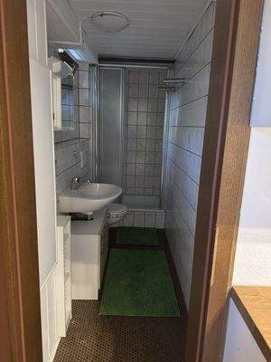 Anliegerwohnung-Dusche