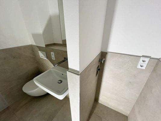 Gäste WC & Waschm Anschluss