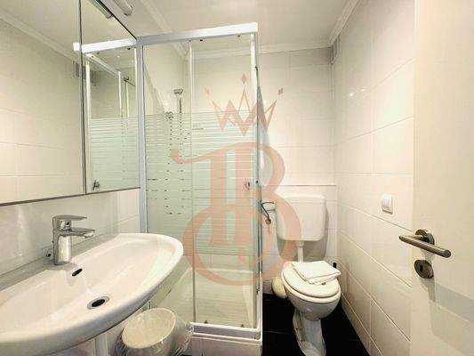 Zimmer mit Balkon &Bad