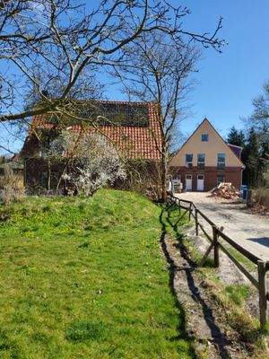 Cuxhaven Altenbruch Foto 2 Häuser.jpg