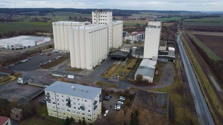 Silo-Lagerimmobilie auf Gewerbegrundstück, ca. 14 ha, bei Gera, zu verkaufen