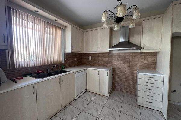 Kreta, Kalathas: Freistehendes Haus zum Verkauf in Kalathas, nur wenige Gehminuten vom Meer entfernt