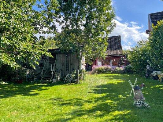 Garten_Blick_in_Richtung_Haus