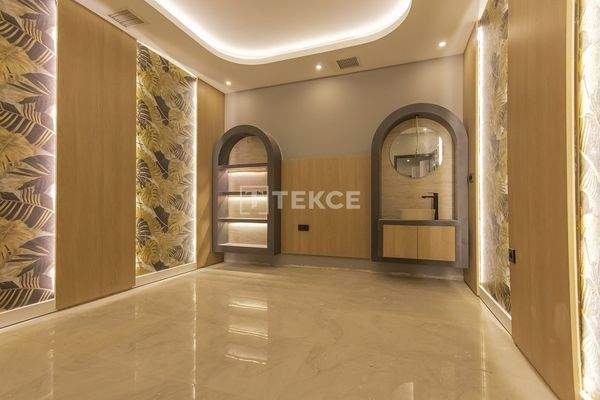 Stylishly Designed Flats in a Complex in Alanya Demirtaş