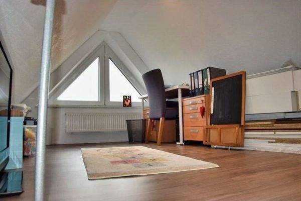 Wohnfreundliche Nutzfläche im Spitzboden