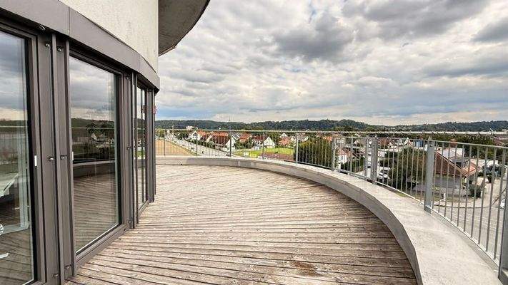 Exklusive Dachterrasse mit  Ausblick .....