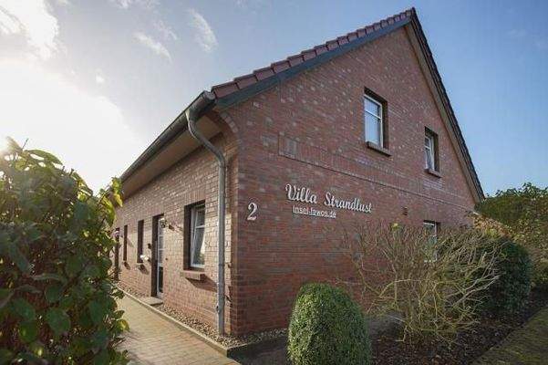 Straßenansicht der "Villa Strandlust"