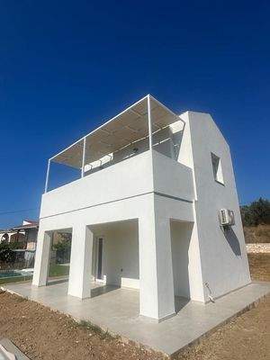 Kreta, Dramia: Einfamilienhaus mit Meerblick und Pool zu verkaufen