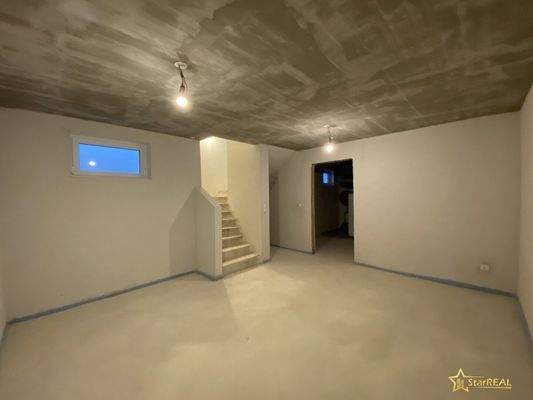 BEISPIEL: verkauftes Nebenhaus/Keller