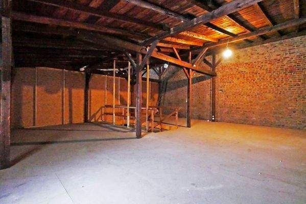 Ungeheizte Lagerfläche