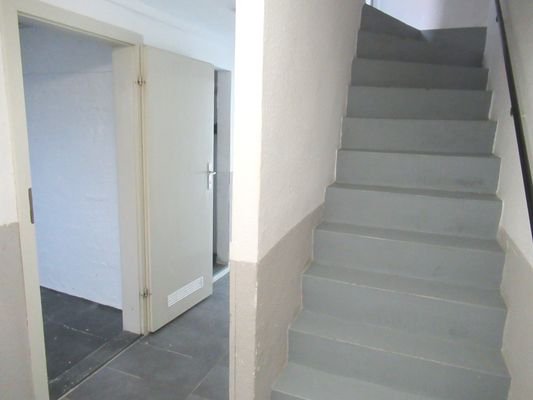 Treppe zum Souterrain 
