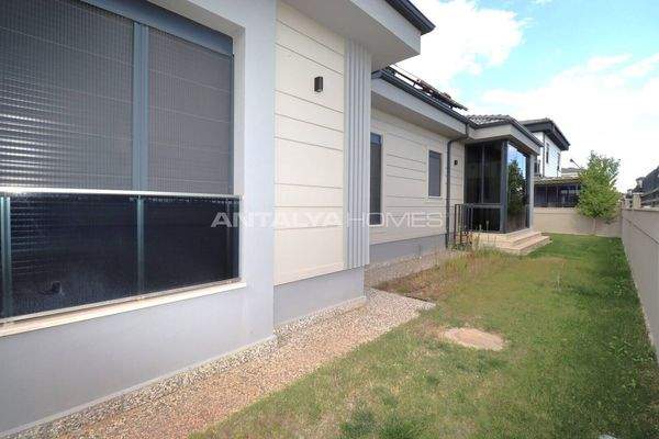 House with Pool and Mountain View in Döşemealtı, Antalya