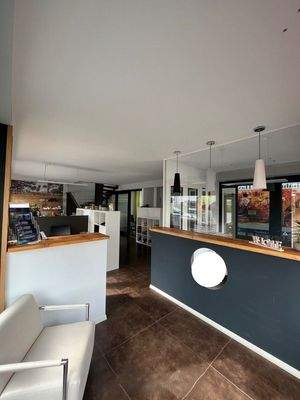 Eingangsbereich OG und Großraumbüro